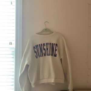 adorable pale yellow sunshine crew neck!